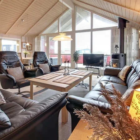 Oivi - 430m From The Sea By Interhome * Lakolk