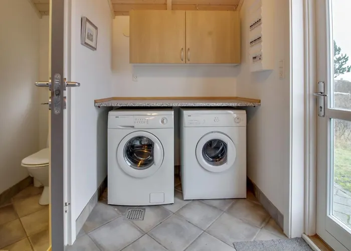 Holiday home Oivi - 430m From The Sea By Interhome Lakolk