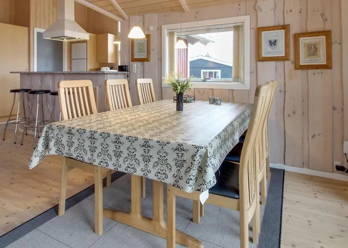 Holiday home Oivi - 430m From The Sea By Interhome Lakolk