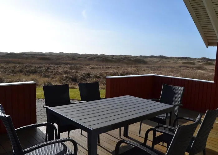 Oivi - 430m From The Sea By Interhome Lakolk